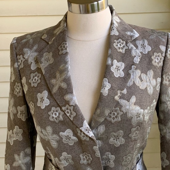 Marlowe Womens 40 (US 6) Blazer Jacket Brown Cream Embossed Floral Belted Italy - Picture 3 of 10
